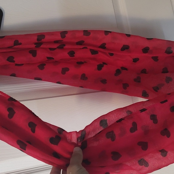 Rue21 Infinity Scarf - Picture 2 of 3